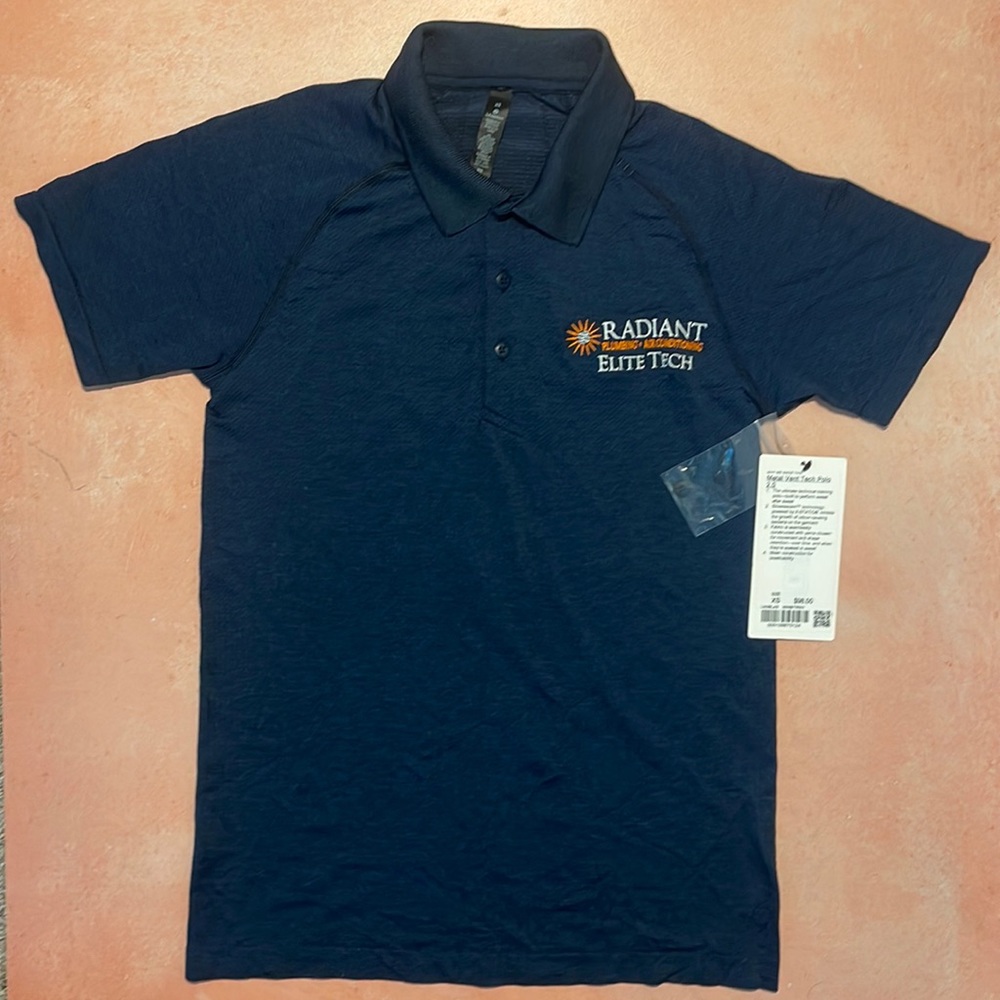 NWT Navy Embroidered Women’s Lululemon Metal Vent Tech Polo 2.0 - XS